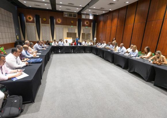 Homenaje a las víctimas de los atentados del fin de semana